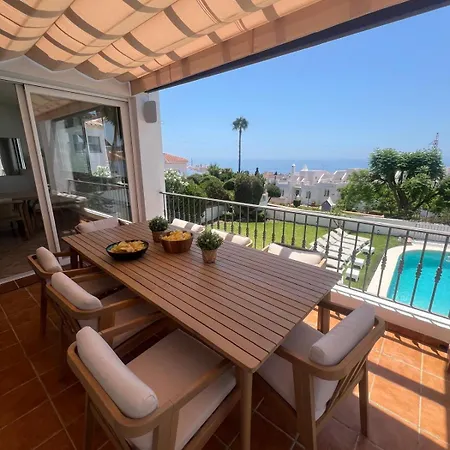 Βίλα Charming In Nerja