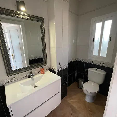 Charming In Βίλα Nerja