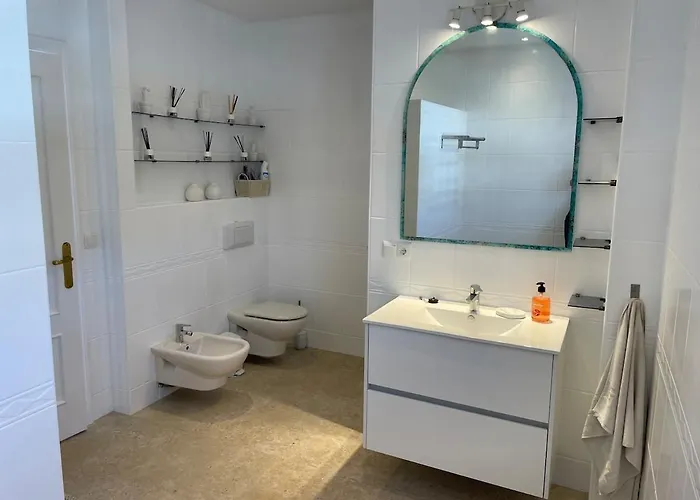 Charming In ヴィラ ネルハ