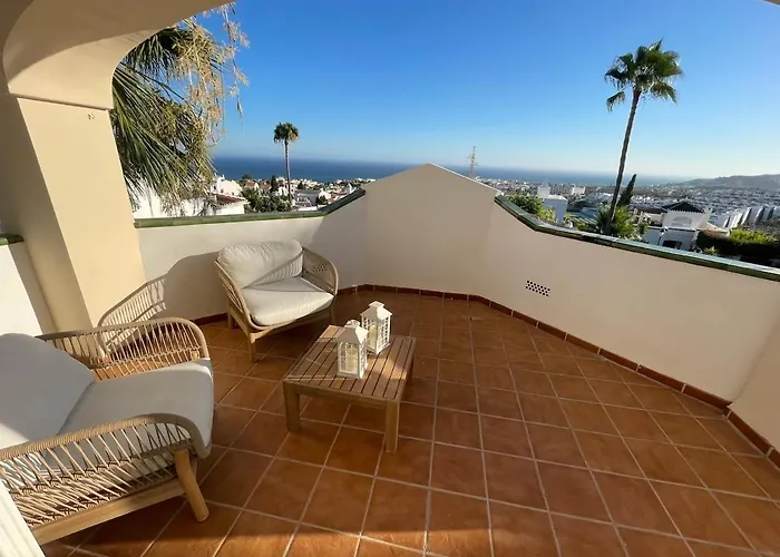 Charming In ヴィラ ネルハ