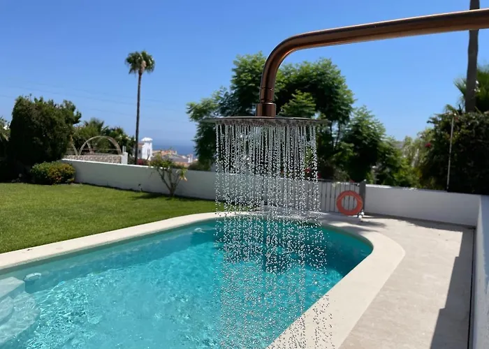 ヴィラ Charming In ネルハ