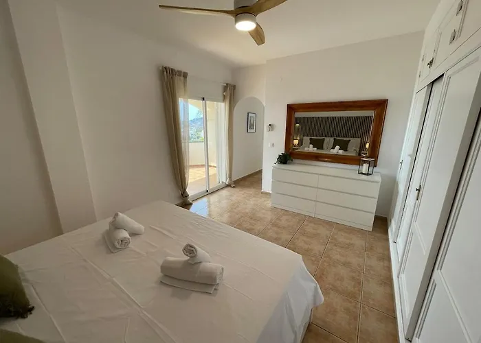 ヴィラ Charming In ネルハ