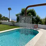 Βίλα Charming In Nerja