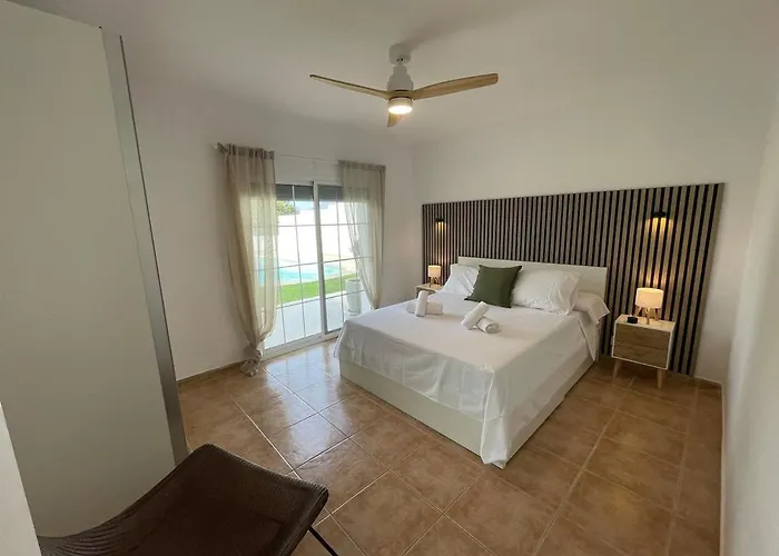 Charming In Villa Nerja